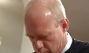 از blowjob ملایم از یک عکس سکس نشسته بلوند زیبا